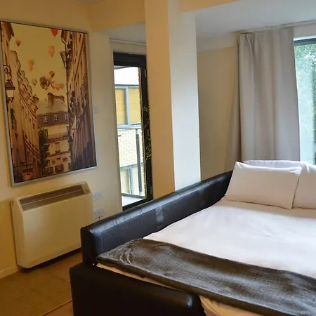 Metrostays - Riverside * Dublin