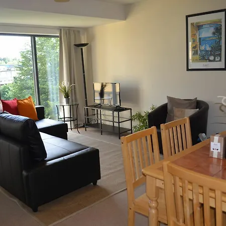 Apartment Metrostays - Riverside *